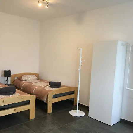 Monteurwohnung 2 *